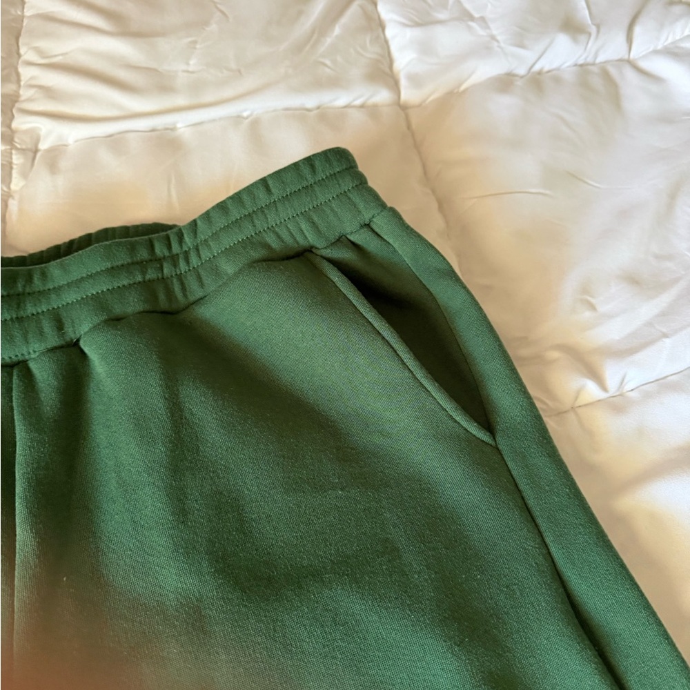 Fashion Nova Women's Fleece Pant Set - Picture 7 of 11